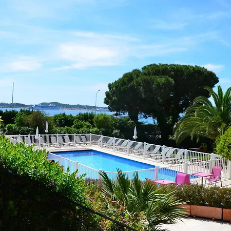 Hotel Des Anges 3*