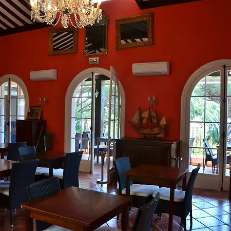 Hotel Des Anges Grimaud